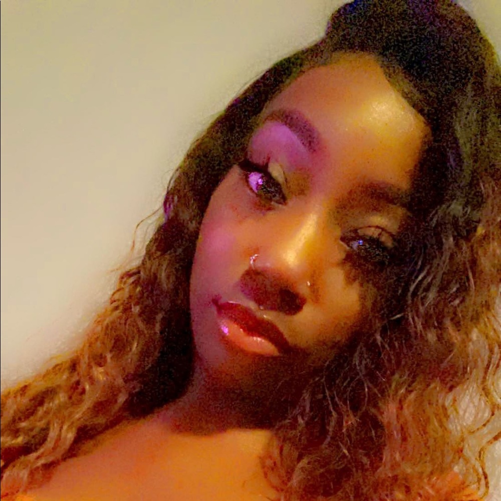 Meet your Posher, Diamond